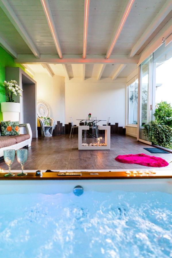 Resort Villa La Perla Sul Mare 莱波拉诺 外观 照片