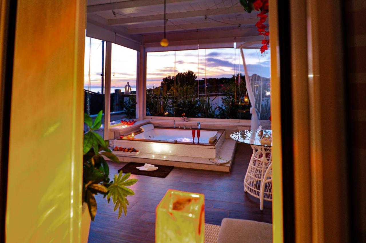 Resort Villa La Perla Sul Mare 莱波拉诺 外观 照片